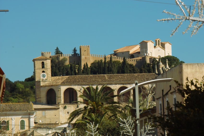 Zitadelle und Wallfahrtskirche Sant Salvator in Arta