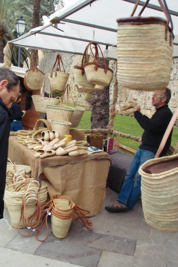 Korbwaren in Mallorca am Balearentag