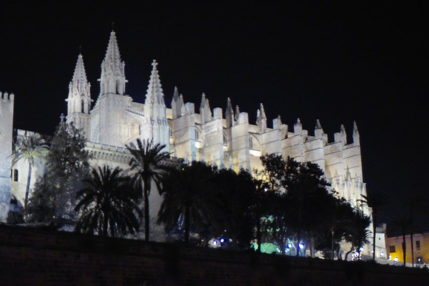 Palma de Mallorca bei Nacht