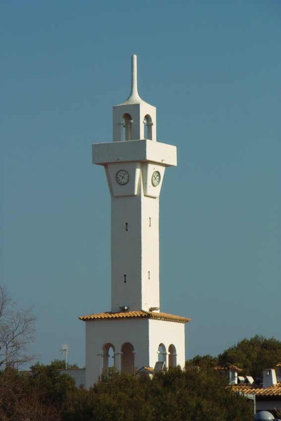 Katholische Kirche an der Promenade