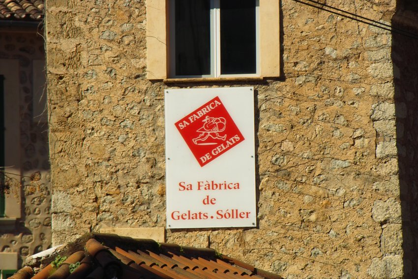 herrliches  Eis auf  Mallorca: Sa Fabrica de Gelats in Soller